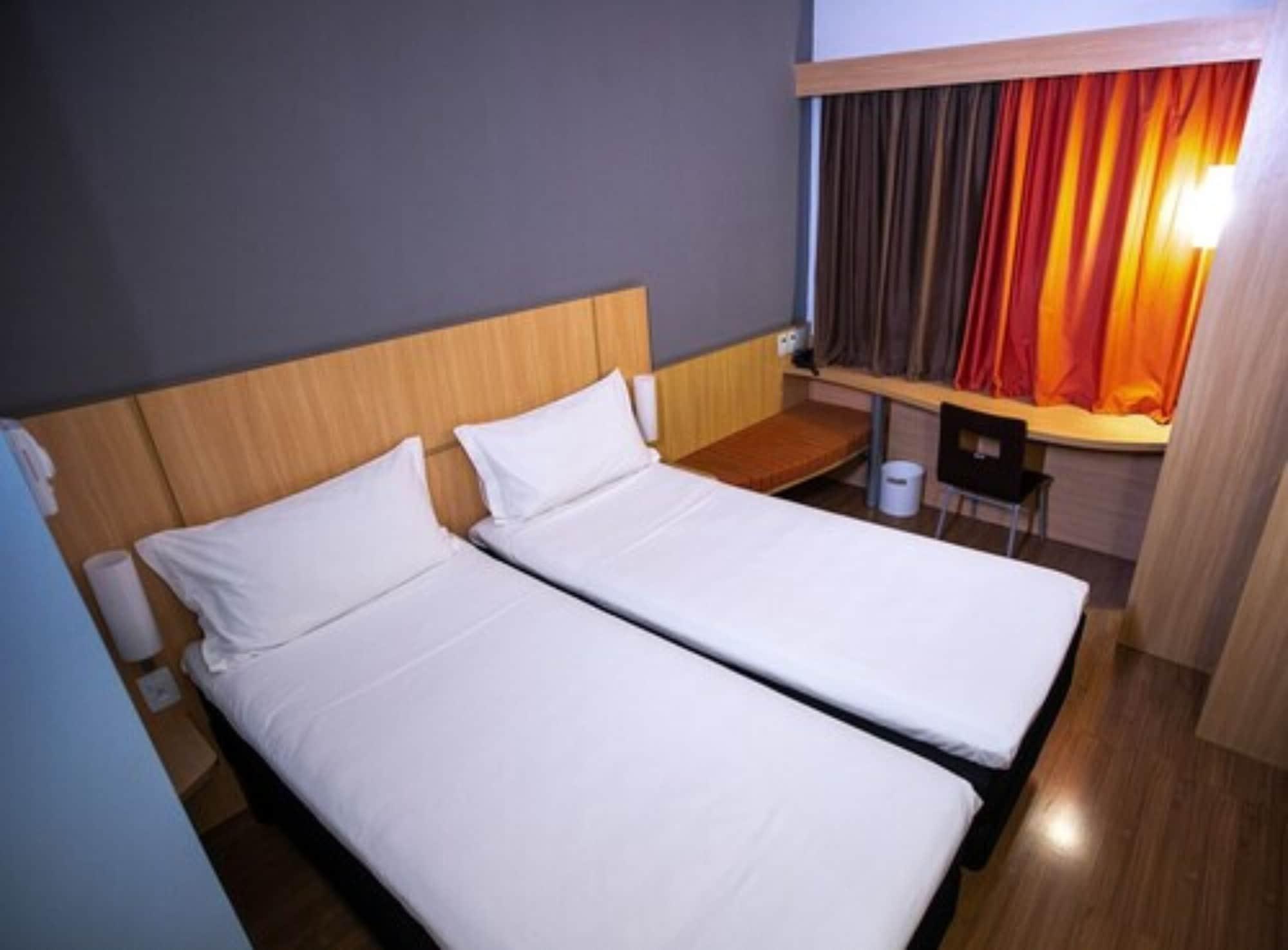 Ibis Petrolina Hotel Buitenkant foto
