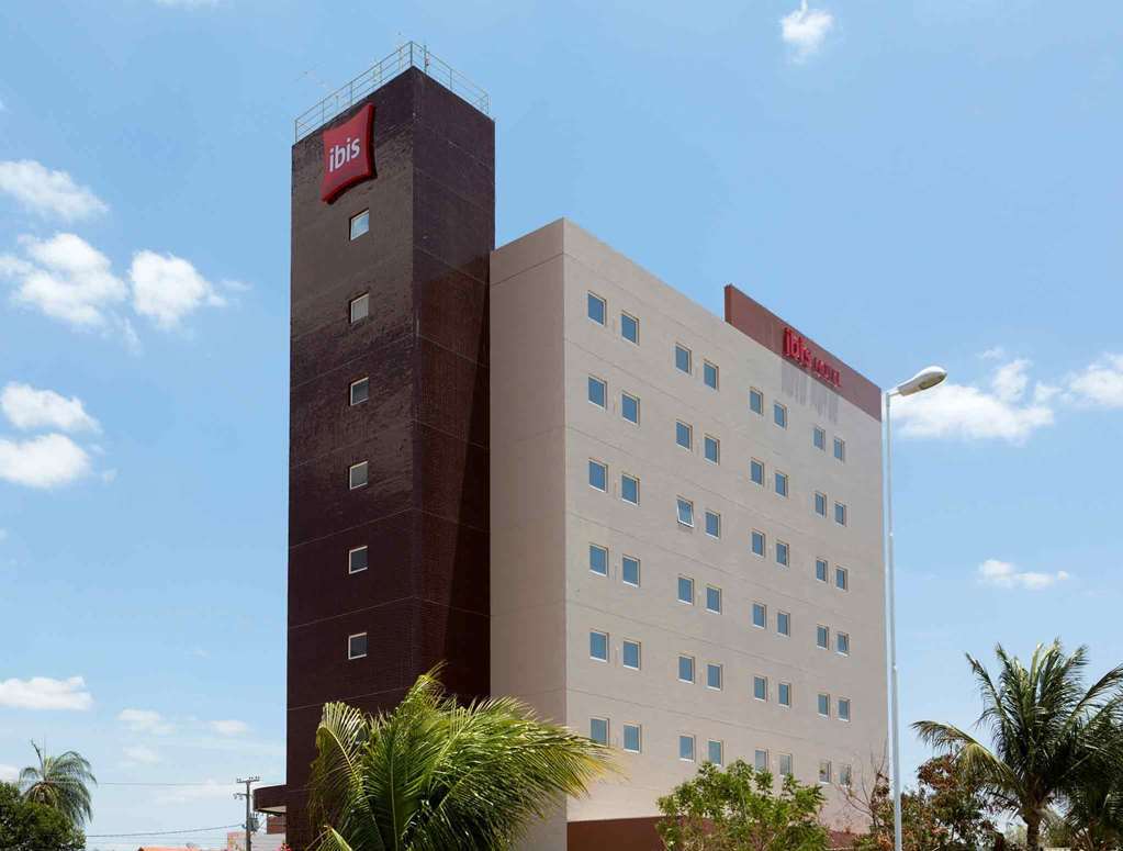 Ibis Petrolina Hotel Buitenkant foto